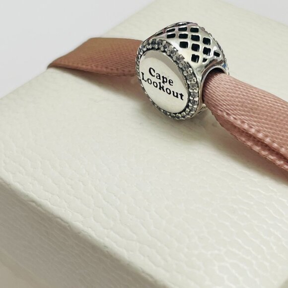Pandora Cape Lookout Exclusive Charm Bead - Picture 2 of 4